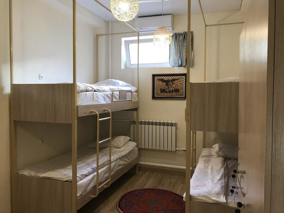 Ekidos Hostel Bişkek Dış mekan fotoğraf